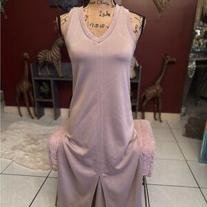 Chic Mauve Sleeveless Chemise
